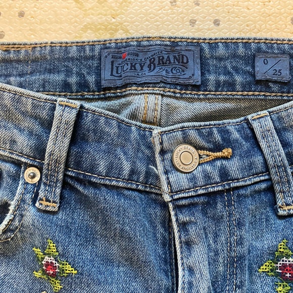 Lucky Brand Embroidered Jeans - Picture 3 of 4